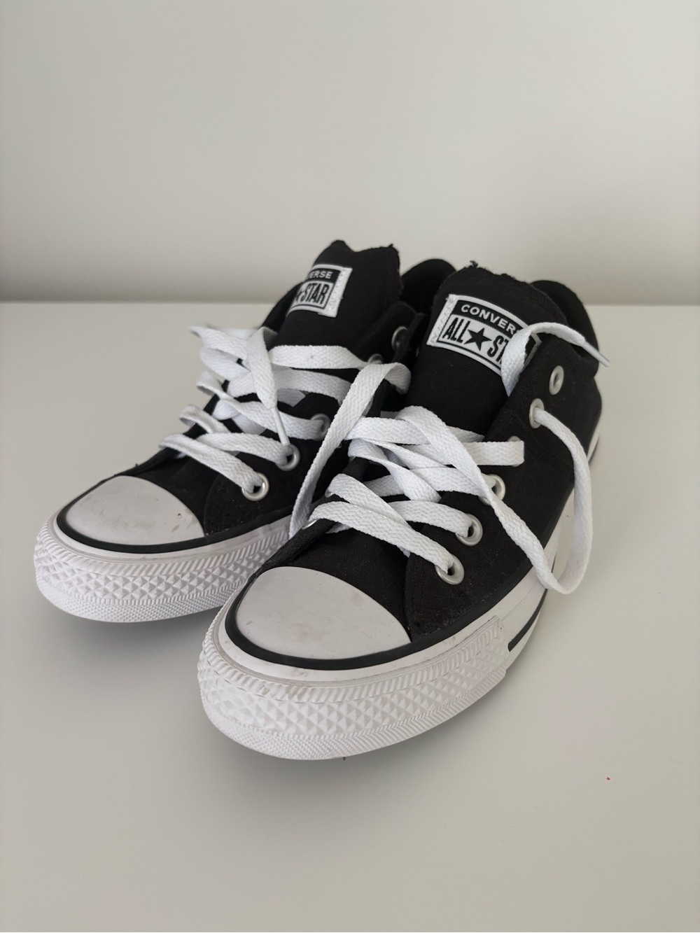 Converse Women’s Chuck Taylor All Star Madison Sneaker